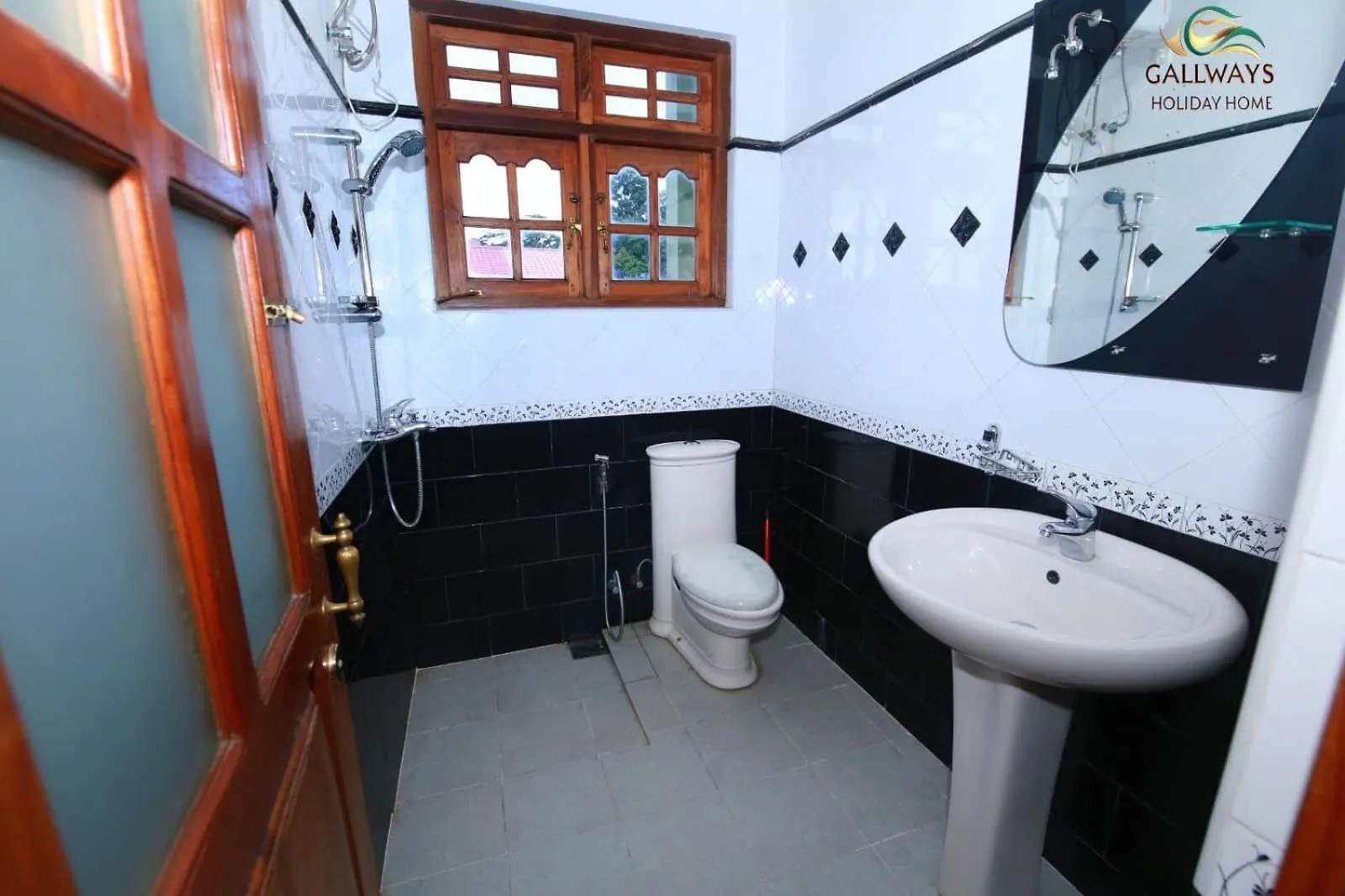 נוארה אליה Gallways Holiday Home סרי לנקה